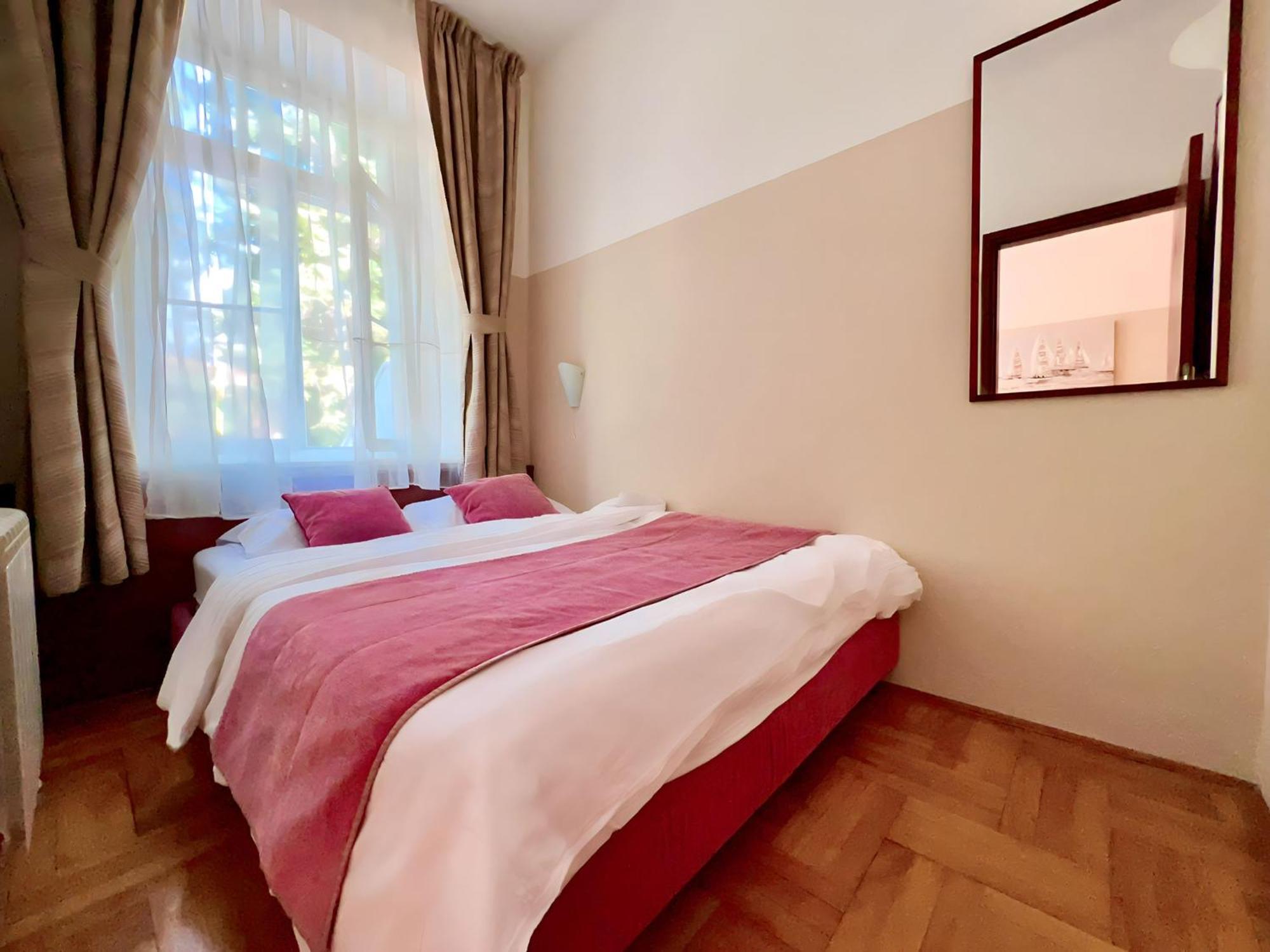 Villa Valdepian Apartments 萨武德里亚 外观 照片