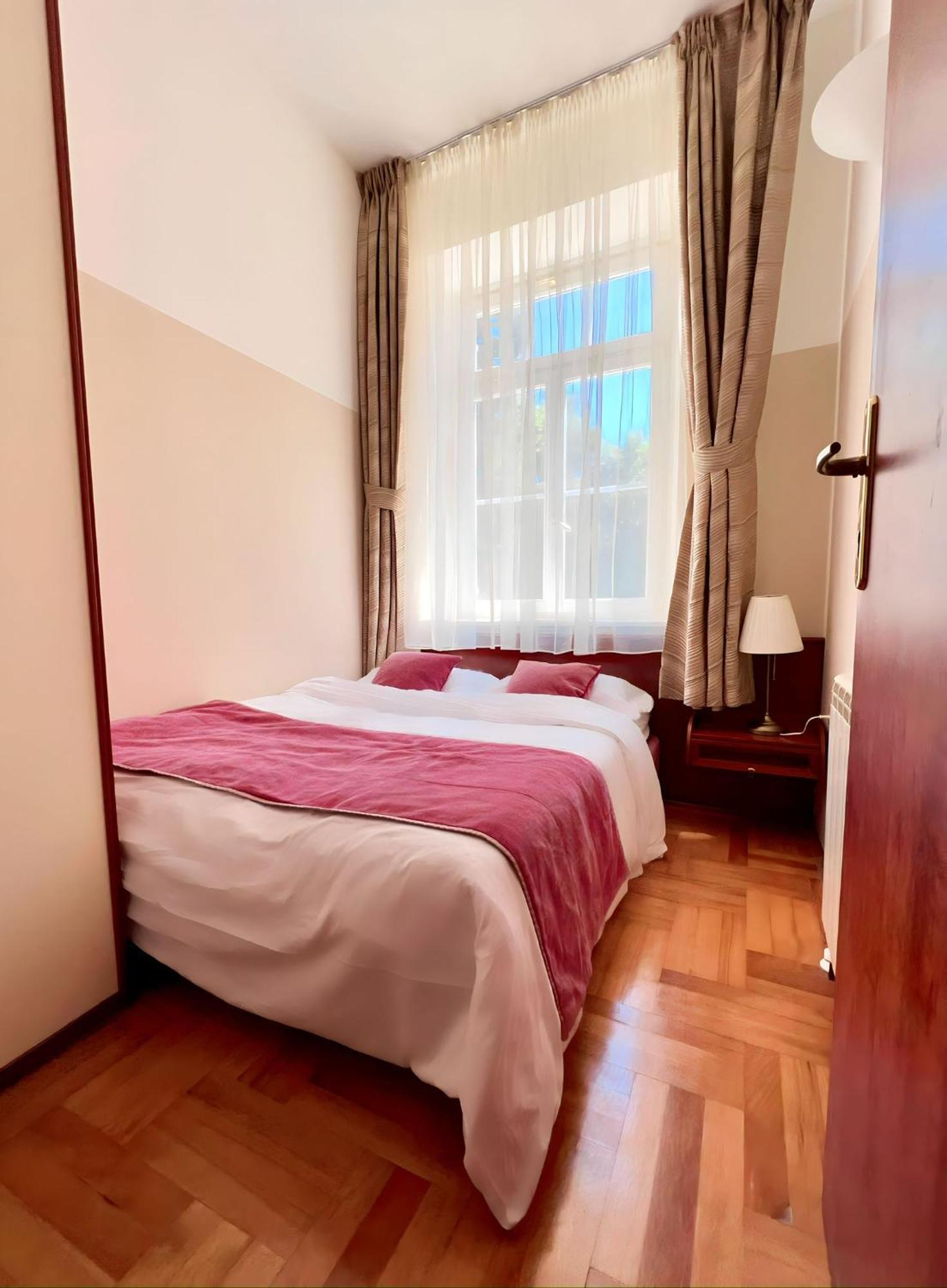 Villa Valdepian Apartments 萨武德里亚 外观 照片